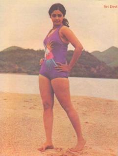 Sridevi feet photo thumbnail