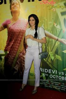 Sridevi feet photo thumbnail