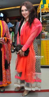 Sridevi Vijaykumar feet photo 13