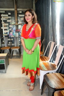 Sridevi Vijaykumar feet photo 18