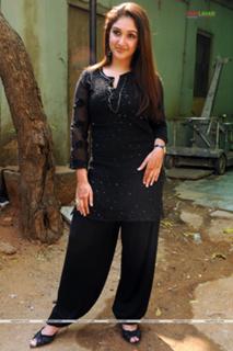 Sridevi Vijaykumar feet photo 16