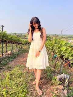 Srinidhi Shetty feet photo thumbnail