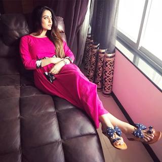 Srishty Rode feet photo 16