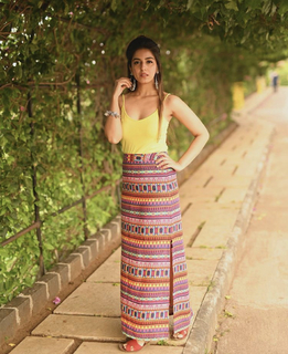 Srishty Rode feet photo 2