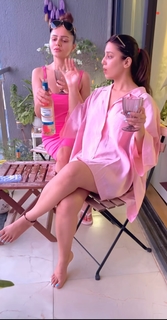 Srishty Rode feet photo 7