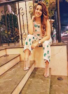Srishty Rode feet photo 19