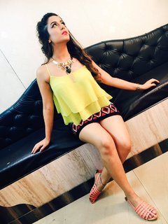 Srishty Rode feet photo 18