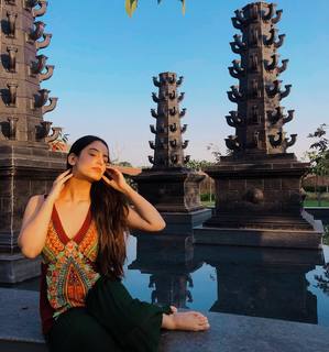 Srishty Rode feet photo 19