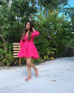 Srishty Rode feet photo 14