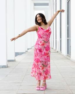 Srishty Rode feet photo 4