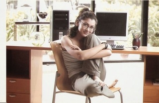 Sriti Jha feet photo 15