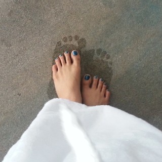 Sriti Jha feet photo 11