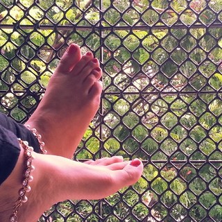 Sriti Jha feet photo 6