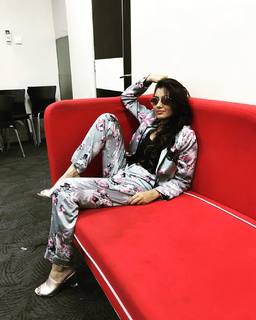 Sriti Jha feet photo 16