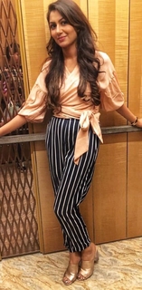 Sriti Jha feet photo 10