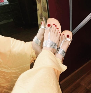 Sriti Jha feet photo 17