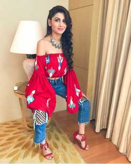 Sriti Jha feet photo 20