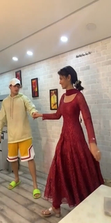 Sriti Jha feet photo 9