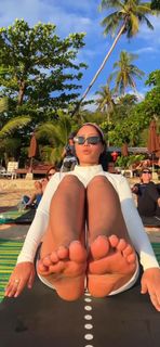 Ssunbiki feet photo 2