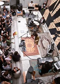 St. Vincent feet photo thumbnail