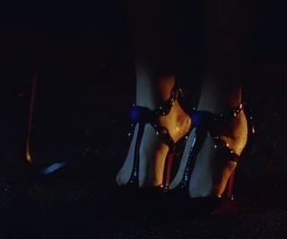 St. Vincent feet photo thumbnail