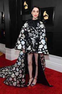 St. Vincent feet photo thumbnail
