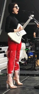 St. Vincent feet photo thumbnail