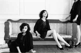 St. Vincent feet photo thumbnail
