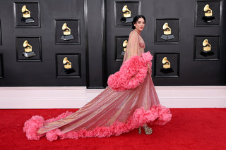 St. Vincent feet photo thumbnail