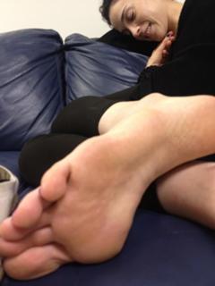 St. Vincent feet photo thumbnail