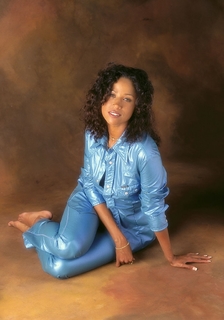 Stacey Dash feet photo thumbnail