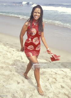 Stacey Dash feet photo thumbnail
