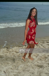 Stacey Dash feet photo thumbnail