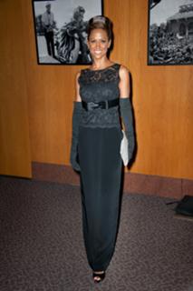 Stacey Dash feet photo thumbnail