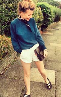 Stacey Dooley feet photo thumbnail