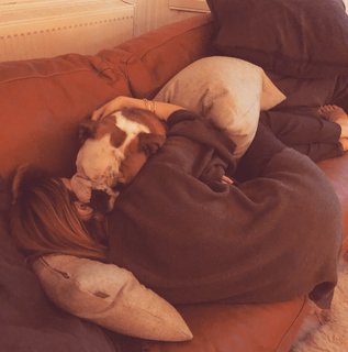 Stacey Dooley feet photo thumbnail