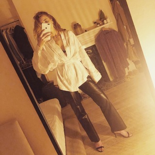 Stacey Dooley feet photo thumbnail