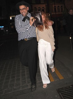 Stacey Dooley feet photo thumbnail