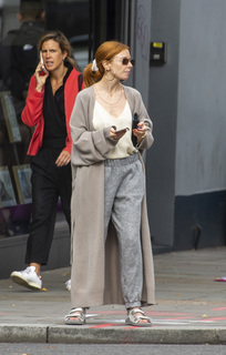 Stacey Dooley feet photo thumbnail