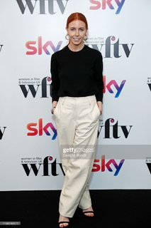 Stacey Dooley feet photo thumbnail