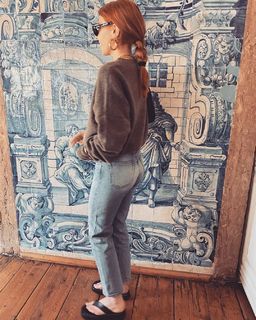 Stacey Dooley feet photo thumbnail