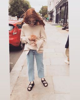 Stacey Dooley feet photo thumbnail