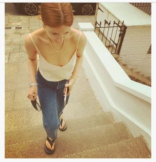 Stacey Dooley feet photo thumbnail