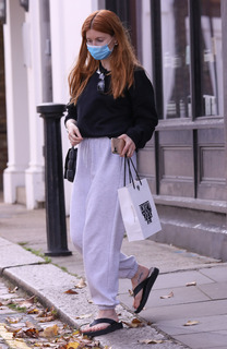 Stacey Dooley feet photo thumbnail