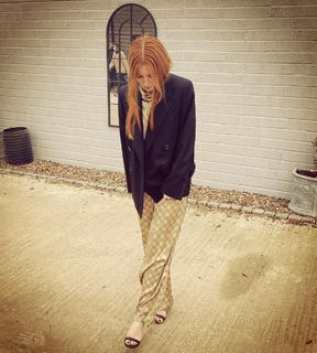 Stacey Dooley feet photo thumbnail