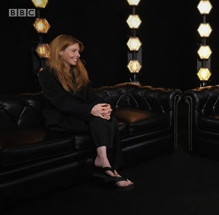 Stacey Dooley feet photo thumbnail
