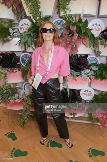 Stacey Dooley feet photo thumbnail