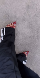 Stacey Dooley feet photo thumbnail