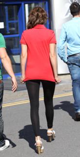 Stacey Solomon feet photo thumbnail