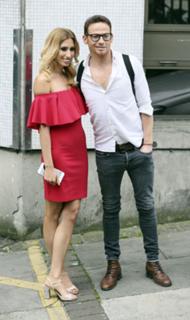 Stacey Solomon feet photo thumbnail